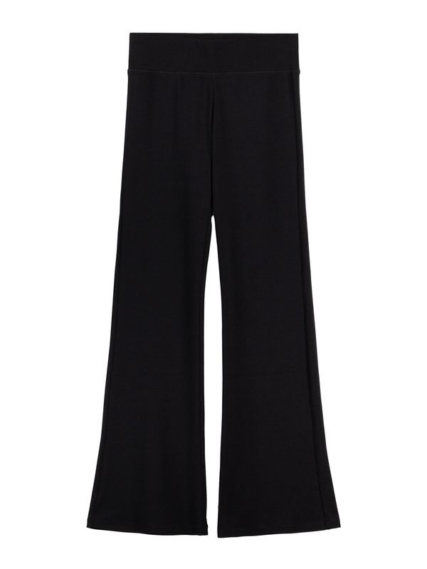 Bershka Bershka Hlače  crna