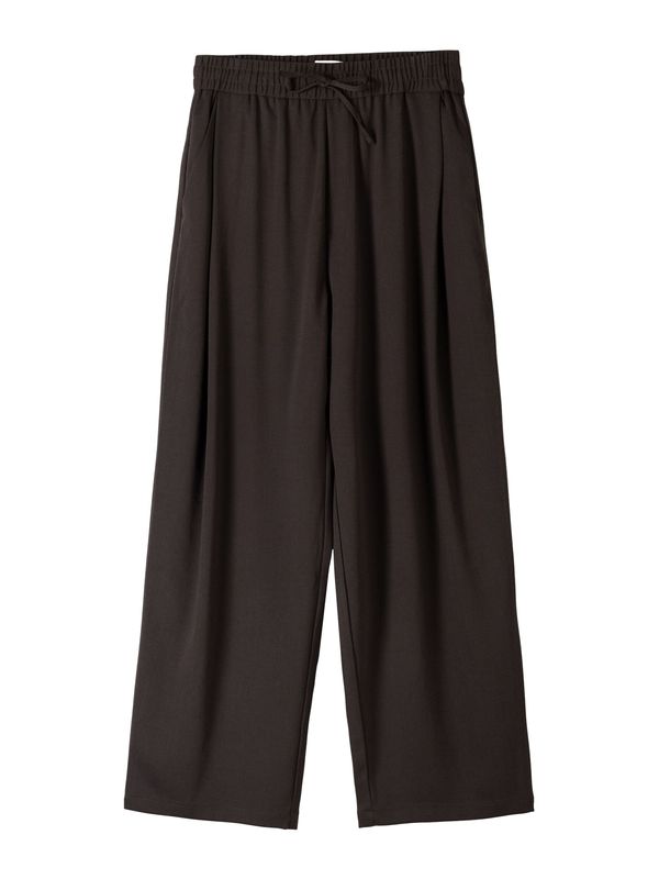 Bershka Bershka Hlače s naborima  tamno smeđa