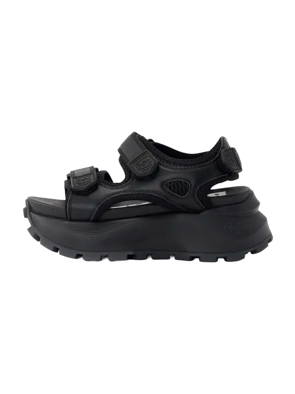 Buffalo BUFFALO Sandale 'MANHATTEN SND'  crna