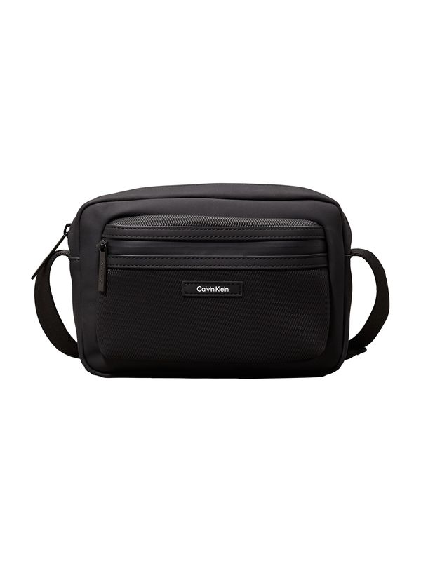 Calvin Klein Calvin Klein Torba preko ramena 'ESSENTIAL'  crna