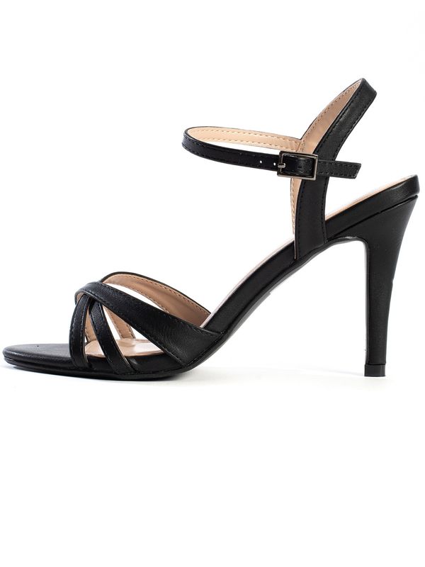Celena Celena Sandale 'Ciara'  crna