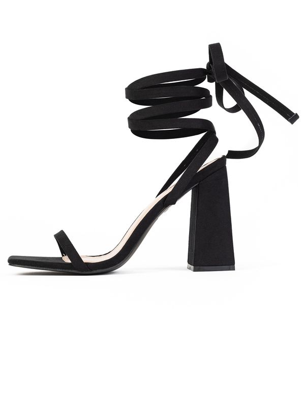 Celena Celena Sandale s remenčićima 'Charney'  crna