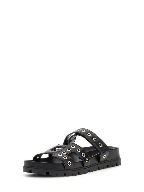 GUESS GUESS Natikače s potpeticom 'FASHIE'  crna