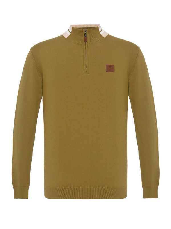 Jacey Quinn Jacey Quinn Pulover 'Edgar'  maslinasta