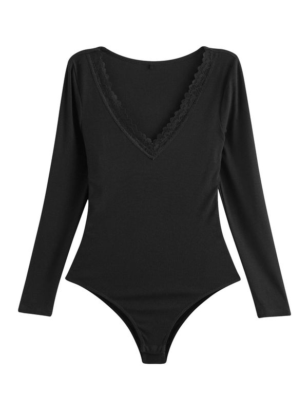 Next Next Bodi  crna