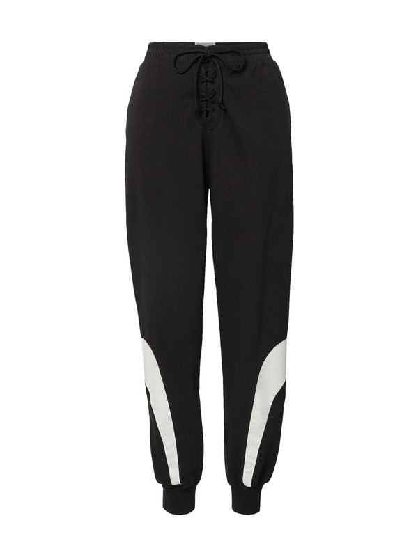 Nike Sportswear Nike Sportswear Hlače 'Circa 50'  crna / bijela