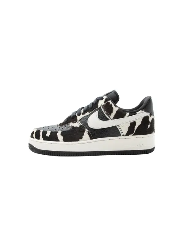 Nike Sportswear Nike Sportswear Niske tenisice 'AIR FORCE 1 '07''  crna / bijela