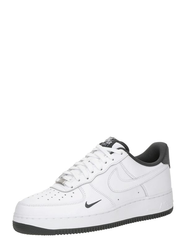 Nike Sportswear Nike Sportswear Niske tenisice 'AIR FORCE 1 '07 LV8'  crna / bijela