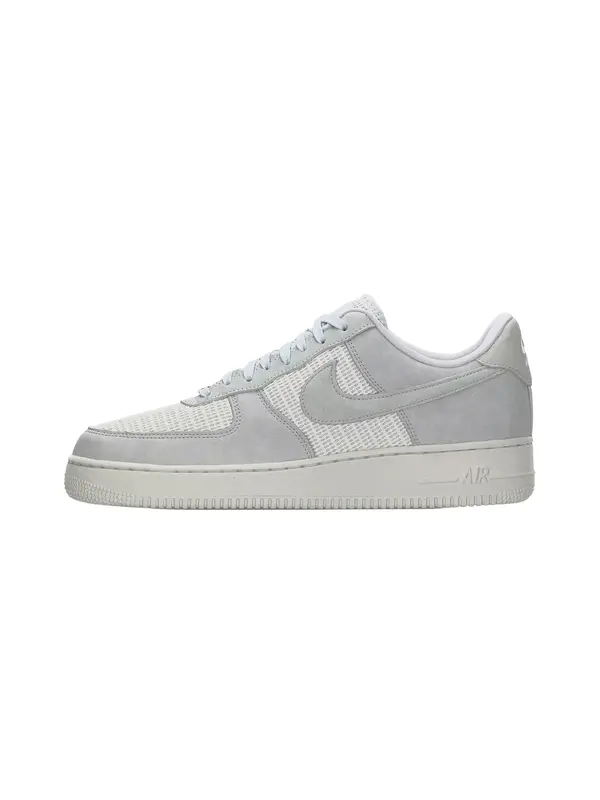 Nike Sportswear Nike Sportswear Niske tenisice 'Air Force 1 '07 LV8'  siva / prljavo bijela