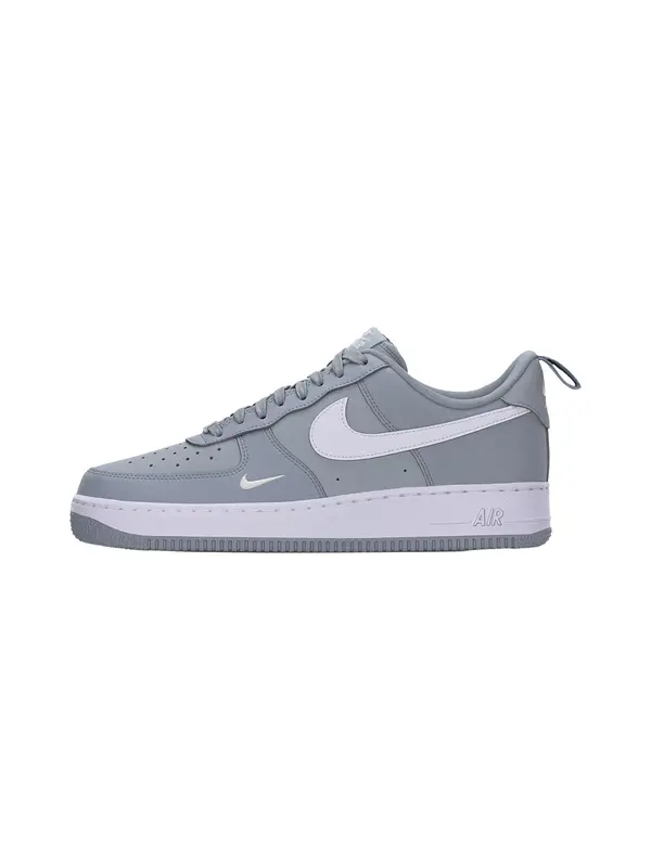 Nike Sportswear Nike Sportswear Niske tenisice 'AIR FORCE 1 '07'  siva / bijela