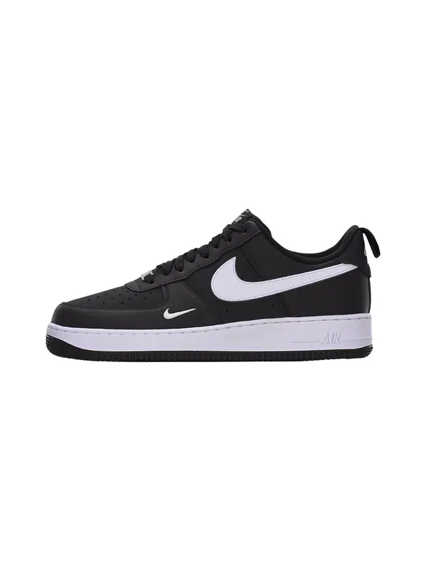 Nike Sportswear Nike Sportswear Niske tenisice 'AIR FORCE 1 '07 TECH ESS'  crna / bijela