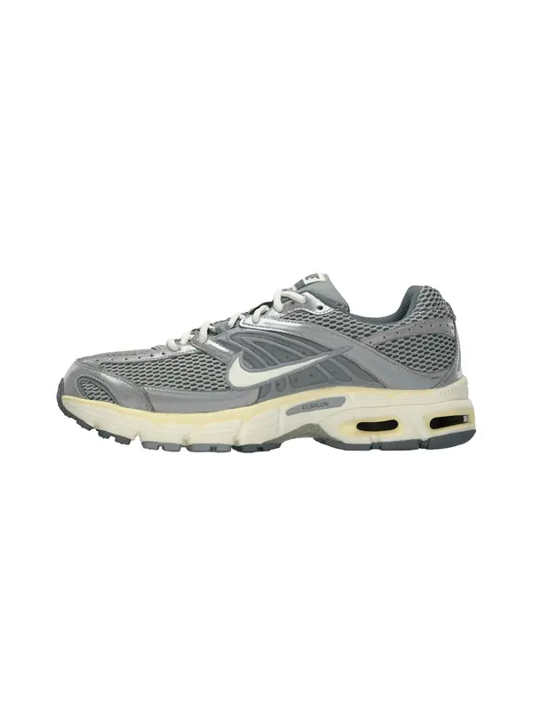 Nike Sportswear Nike Sportswear Niske tenisice 'Air Max Moto 2K'  ecru/prljavo bijela / srebrno siva
