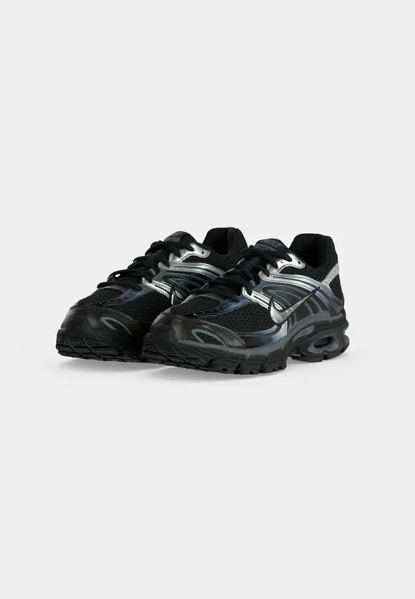 Nike Sportswear Nike Sportswear Niske tenisice 'Air Max Moto 2K'  siva / crna / srebro