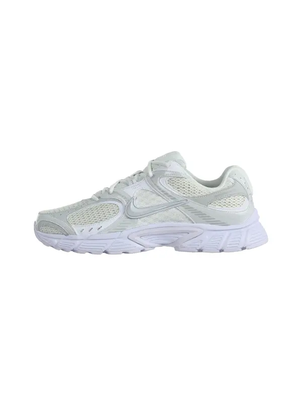 Nike Sportswear Nike Sportswear Niske tenisice 'V5 RNR'  svijetložuta / bijela