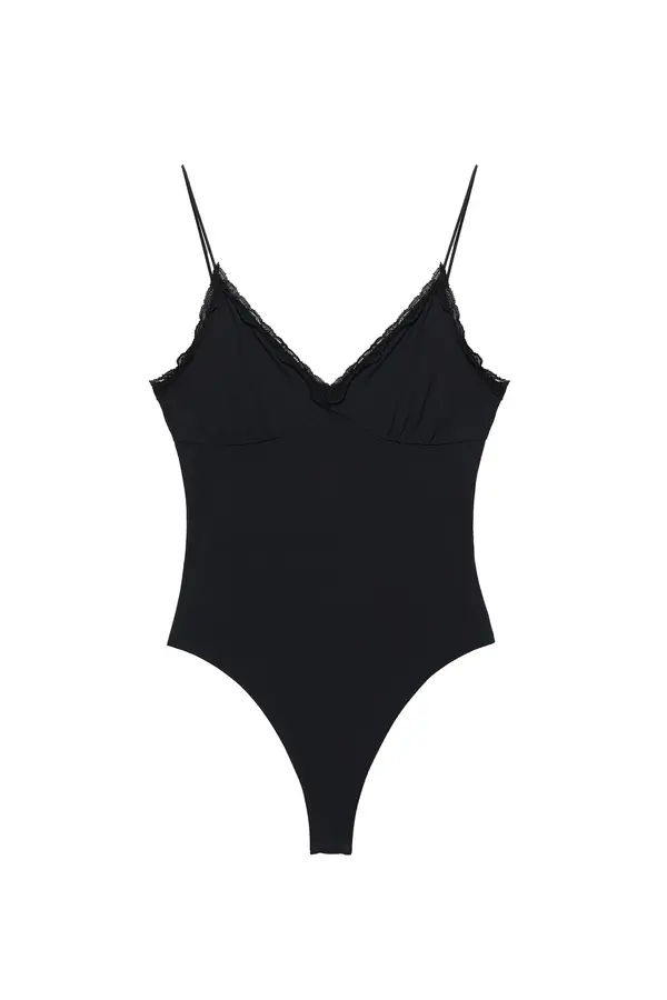 Pull&Bear Pull&Bear Bodi majica  crna