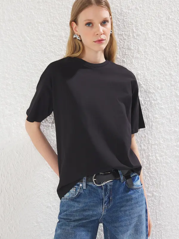 Trendyol Trendyol Majica  crna