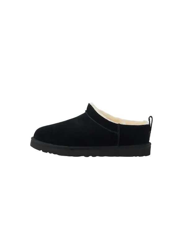 UGG UGG Ležerne čizme 'Classic'  crna