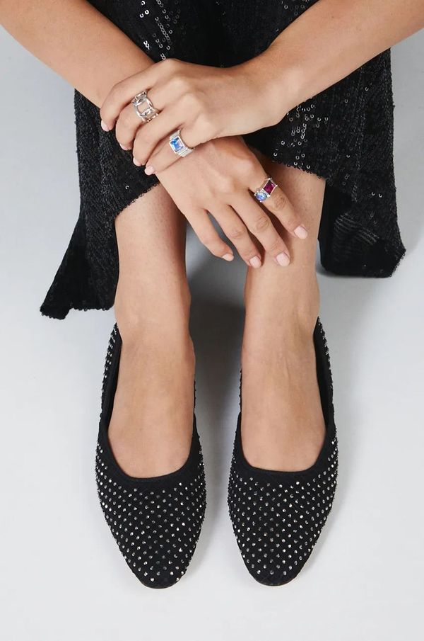 Medicine Balerinke Medicine boja: crna