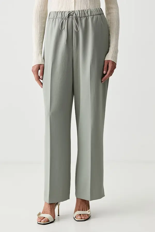 Calvin Klein Calvin Klein hlače za žene