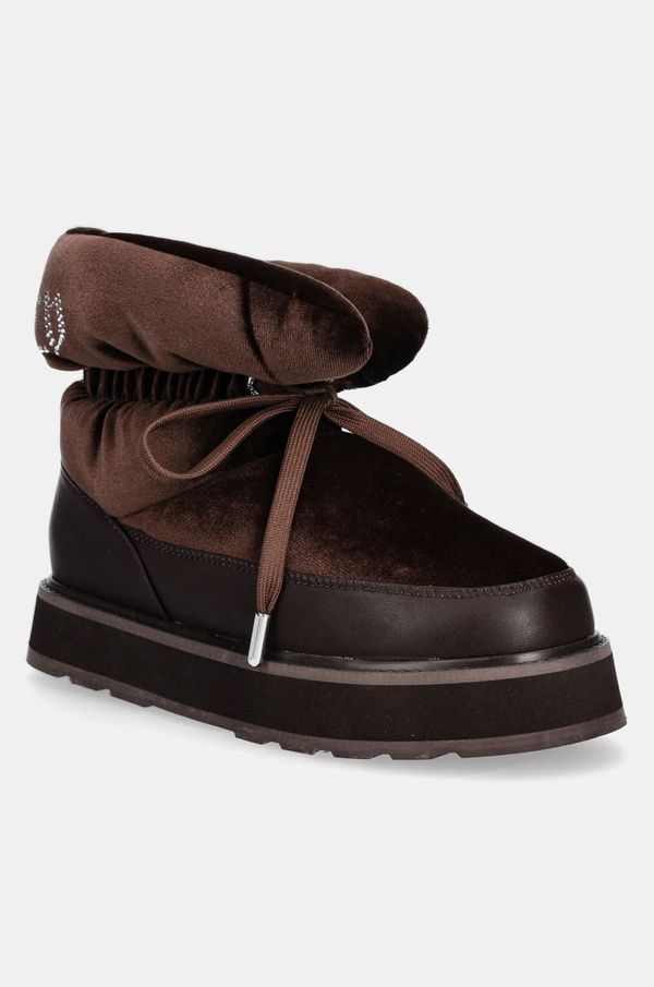 Juicy Couture Čizme za snijeg Juicy Couture TANYEL boja: smeđa, JCFBTS224018
