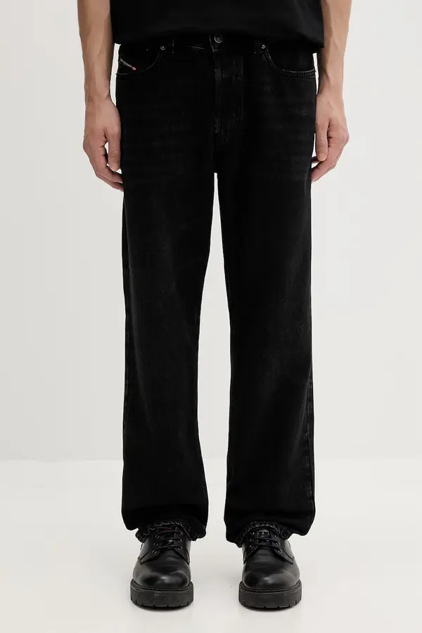 Diesel Diesel relaxed fit traperice za muškarce 2024 D-MACS L.32