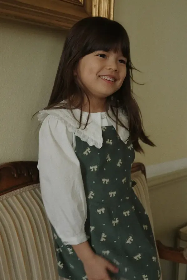Konges Sløjd Dječja pamučna haljina Konges Sløjd AVERY FRILL OVERALL DRESS GOTS
