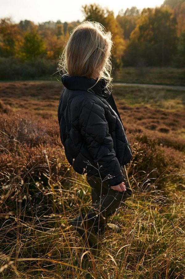 Liewood Dječja pernata jakna Liewood boja: crna