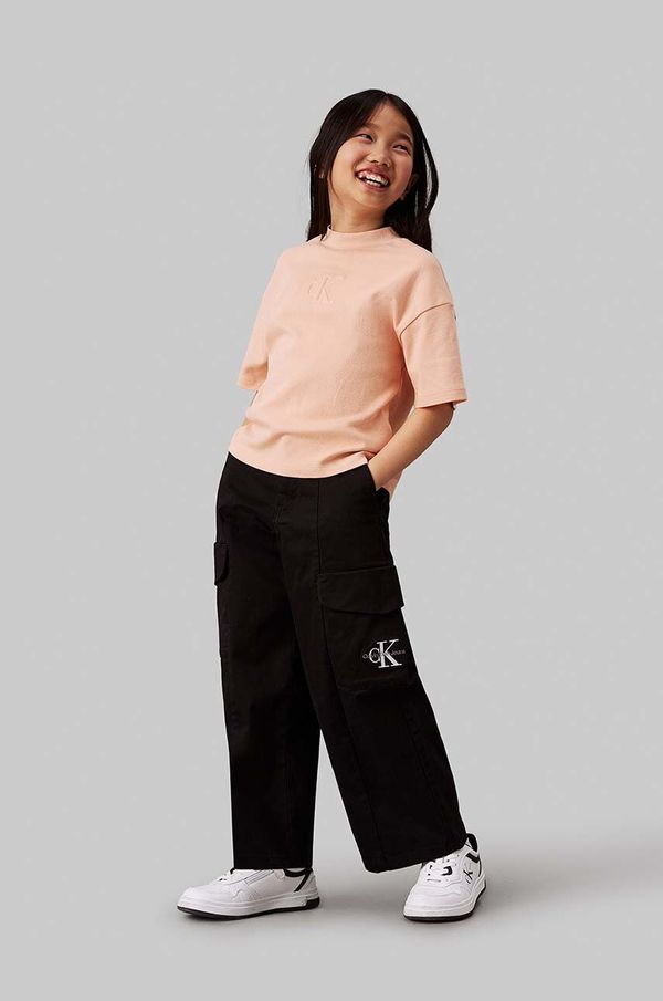 Calvin Klein Jeans Dječje hlače Calvin Klein Jeans UTILITY CARGO PANTS boja: crna, bez uzorka, IG0IG02513