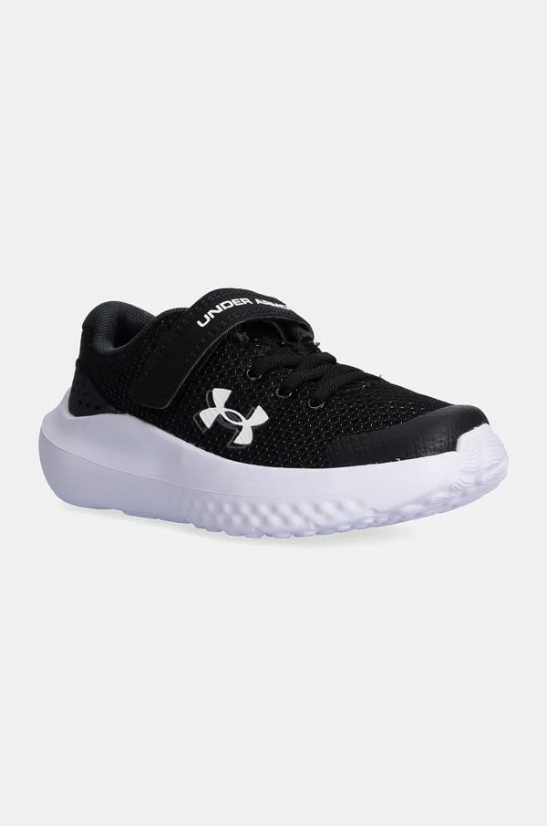 Under Armour Dječje tenisice Under Armour BPS Surge 4 AC boja: crna, 3027104
