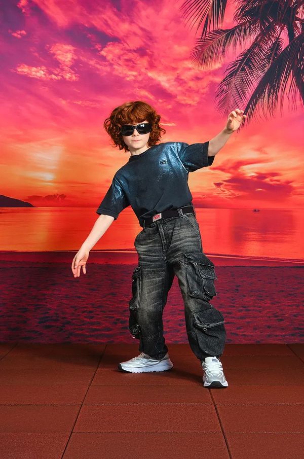 Diesel Dječje traperice Diesel DFISH-CARGO-S-J TROUSERS J02155