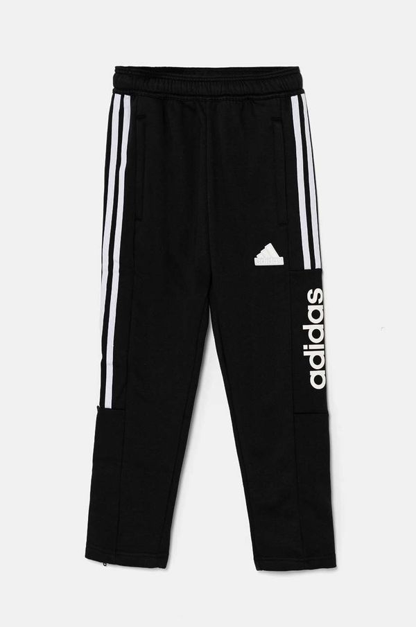 adidas Dječji donji dio trenirke adidas J HOT FL TIRO boja: crna, s tiskom, IX9287