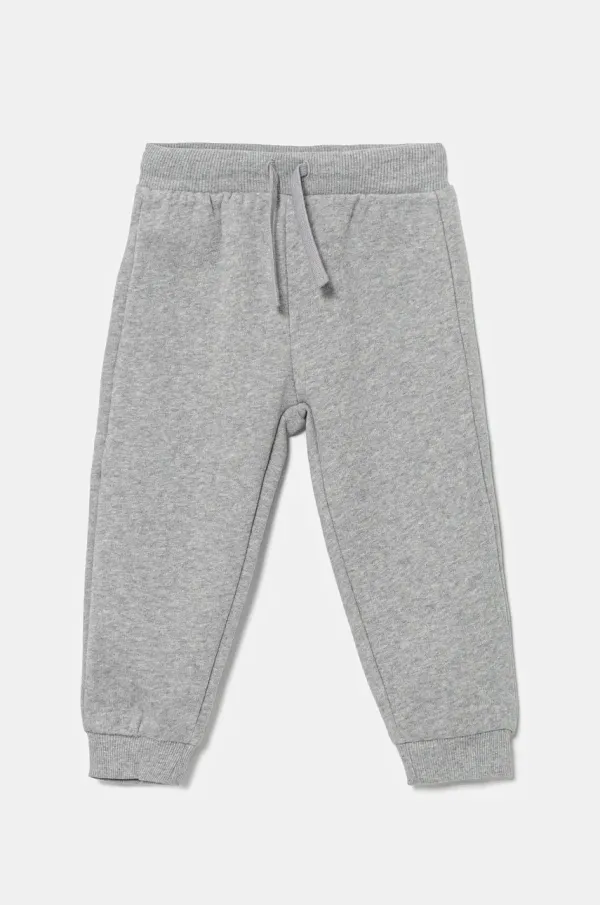 United Colors of Benetton Dječji donji dio trenirke United Colors of Benetton boja: siva, bez uzorka, 3EB5GF04A