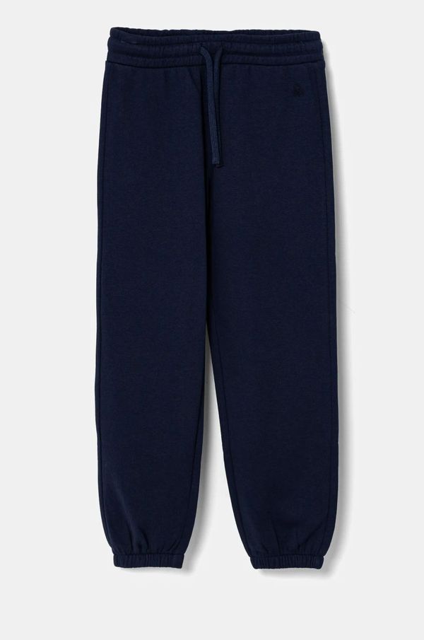 United Colors of Benetton Dječji donji dio trenirke United Colors of Benetton boja: tamno plava, bez uzorka, 39M2CF05I