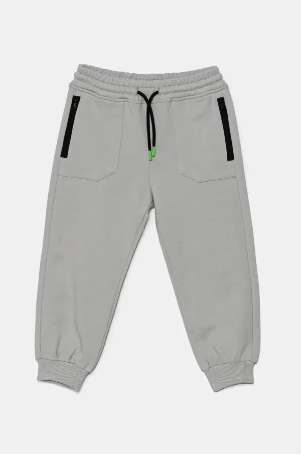 United Colors of Benetton Dječji pamučni donji dio trenirke United Colors of Benetton boja: siva, bez uzorka, 3UNIGF04L