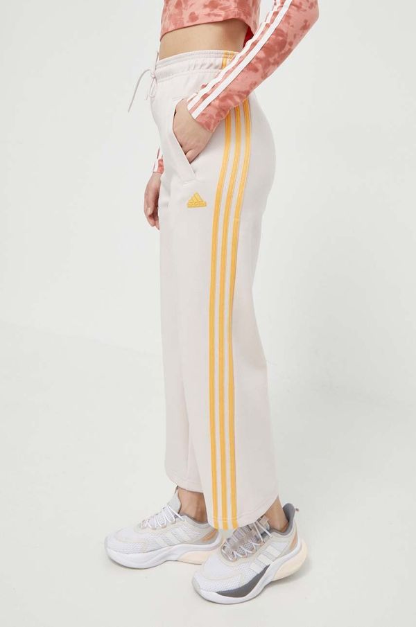 adidas Donji dio trenirke adidas boja: ružičasta, s aplikacijom, IS3664