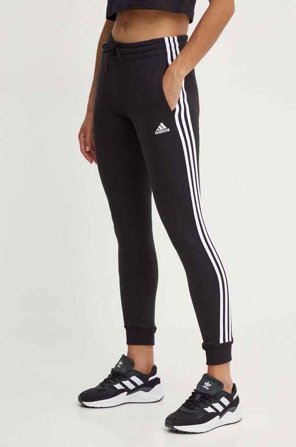 adidas Donji dio trenirke adidas Essentials boja: crna, s aplikacijom, HZ5753