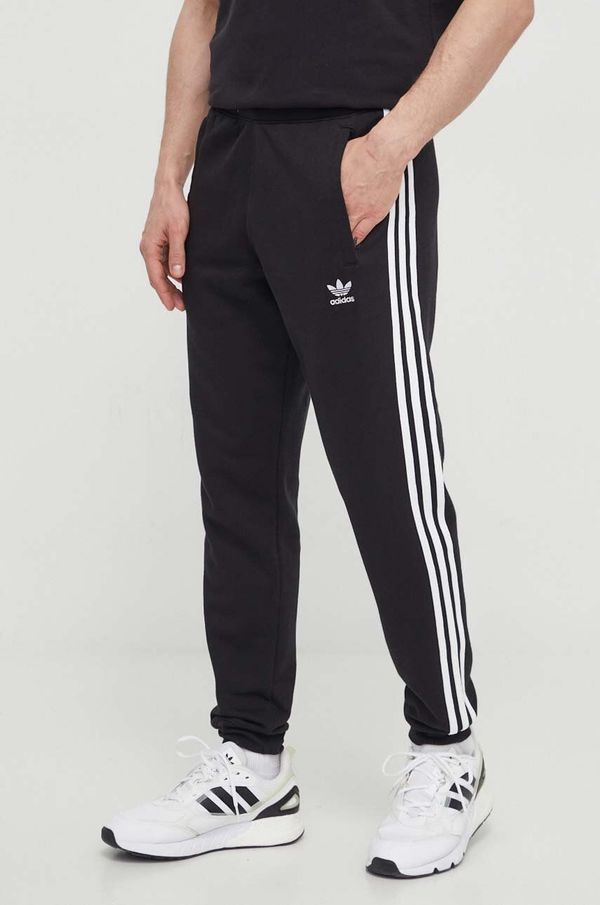 adidas Originals Donji dio trenirke adidas Originals 3-Stripes Pant boja: crna, s aplikacijom, IU2353