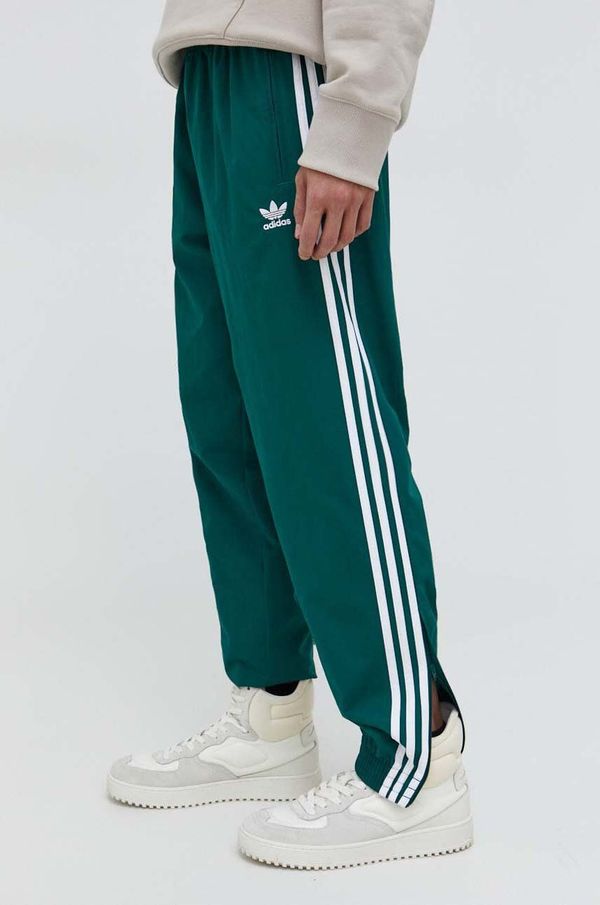 adidas Originals Donji dio trenirke adidas Originals Adicolor Woven Firebird Track Top boja: zelena, s aplikacijom, IT2497