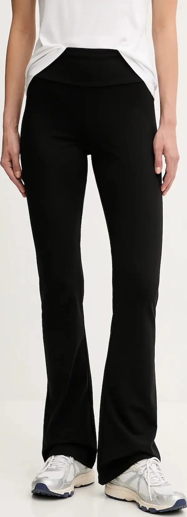EA7 Emporio Armani Donji dio trenirke EA7 Emporio Armani