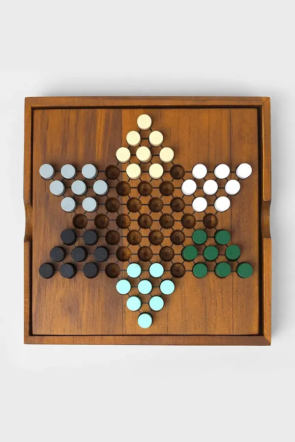 Luckies of London Društvena igra - čovječe, ne ljuti se Luckies of London Chinese Checkers 14 x 26 cm