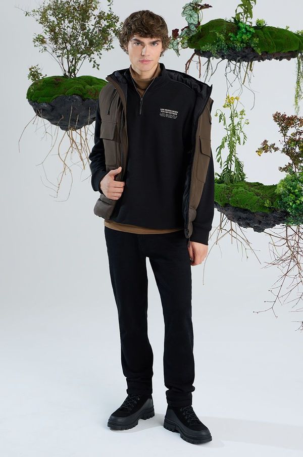 Medicine Dukserica Medicine za muškarce, boja: crna, s tiskom