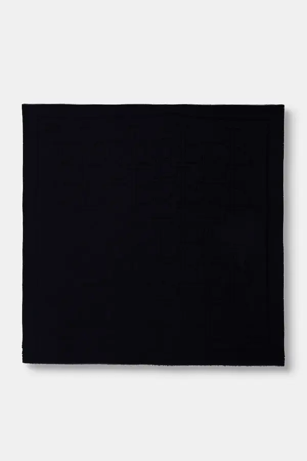 Elisabetta Franchi Elisabetta Franchi marama za žene s modalom