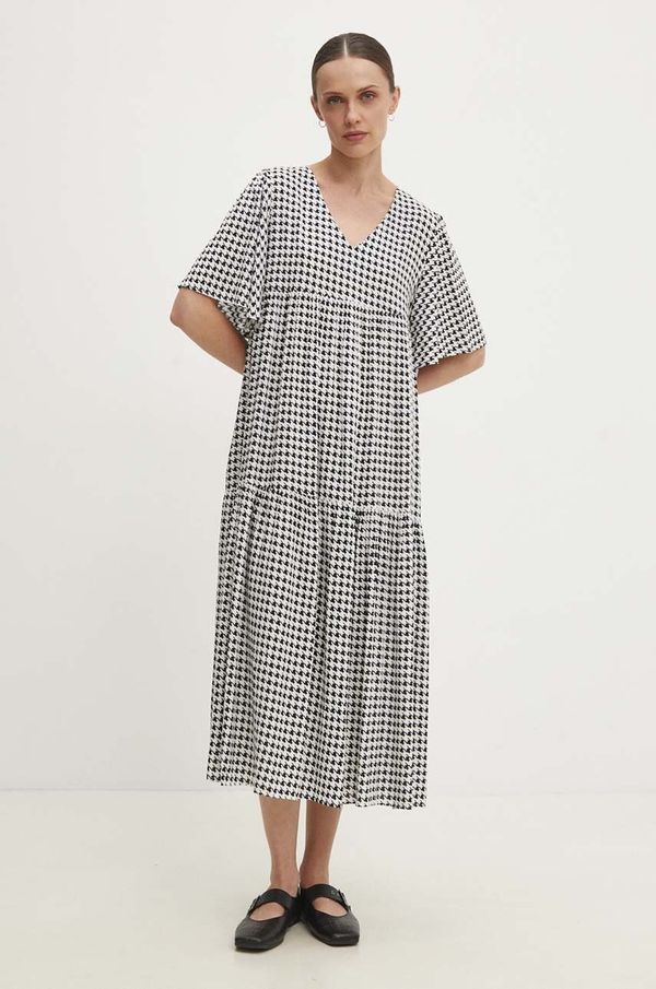 Answear Lab Haljina Answear Lab boja: crna, midi, širi se prema dolje