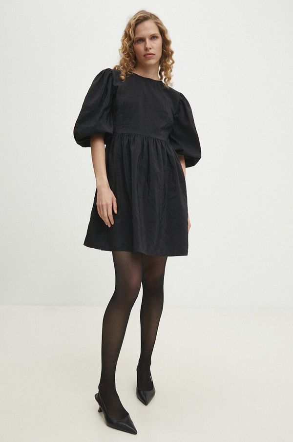 Answear Lab Haljina Answear Lab boja: crna, mini, širi se prema dolje