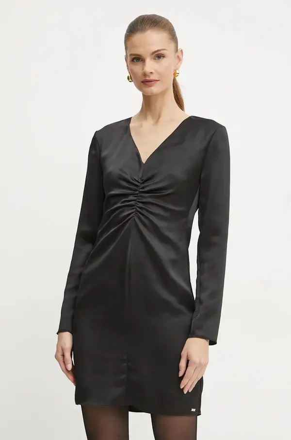 Armani Haljina Armani Exchange boja: crna, mini, širi se prema dolje, XW000037 AF10523