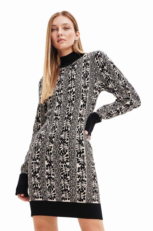 Desigual Haljina Desigual boja: crna, mini, uska