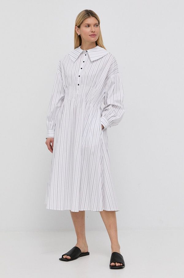 Herskind Haljina Herskind boja: bijela, midi, širi se prema dolje