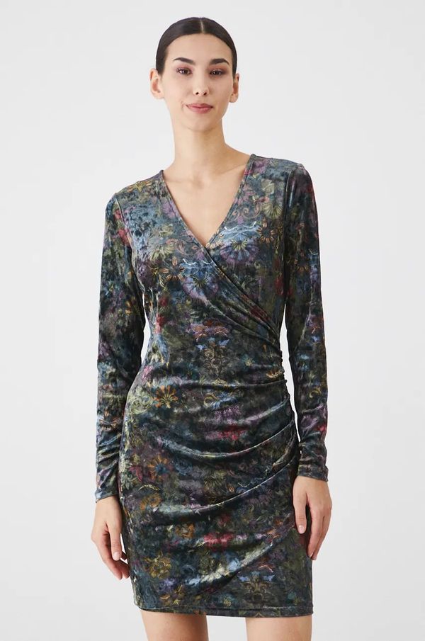 Medicine Haljina Medicine boja: crna, midi, uska