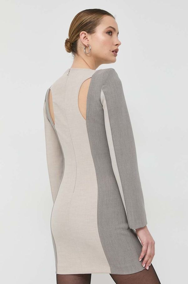 Patrizia Pepe Haljina Patrizia Pepe boja: bež, mini, ravna