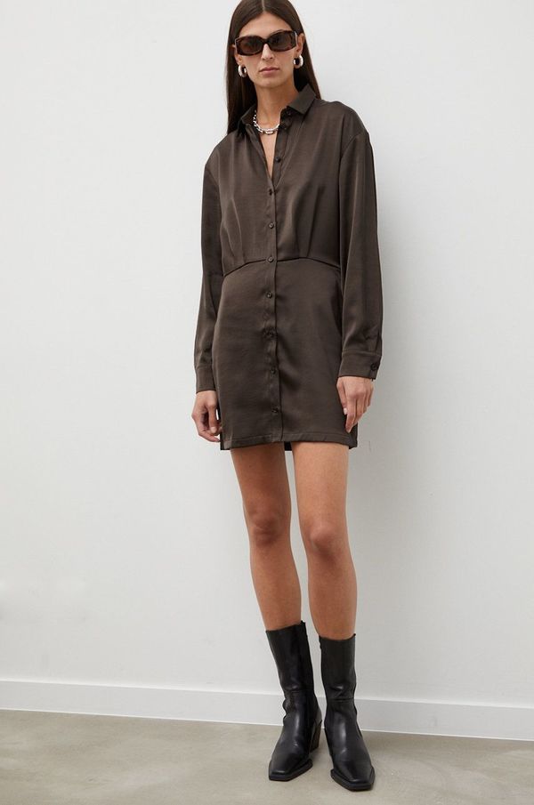 Samsoe Samsoe Haljina Samsoe Samsoe boja: smeđa, mini, ravna